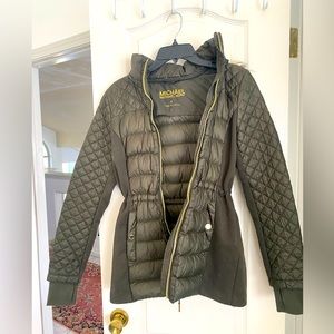 ✨Michael Kors coat with zip fur hoodie ✨